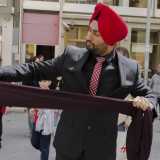 Il fulcro dell�evento � stato il turbante. Quest�ultimo ha un valore simbolico per i devoti sikh poich� � un oggetto donato loro dai guru e rappresenta la connessione con Dio da un punto di vista spirituale: l�indossarlo permette di vivere in conformit� con gli insegnamenti dei maestri indiani